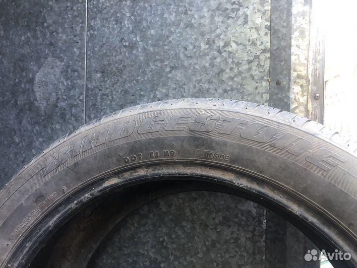 Bridgestone Dueler H/L 33A 235/55 R20