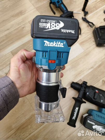 Набор Makita 11в1. четыре акб два зарядных станция
