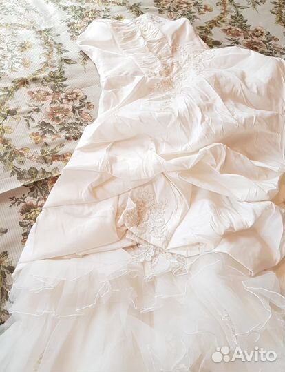 Свадебное платье И все аксессуары