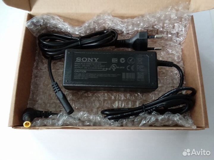 Блок питания Sony 15V 2.5A / 3A AC-E1525M AC-E1530