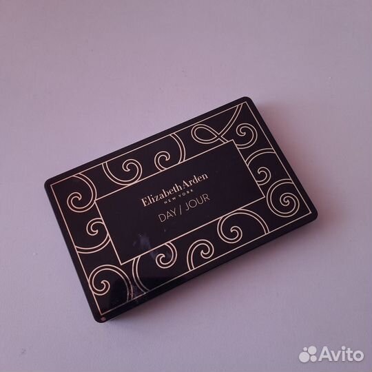 Тени для век Elizabeth Arden