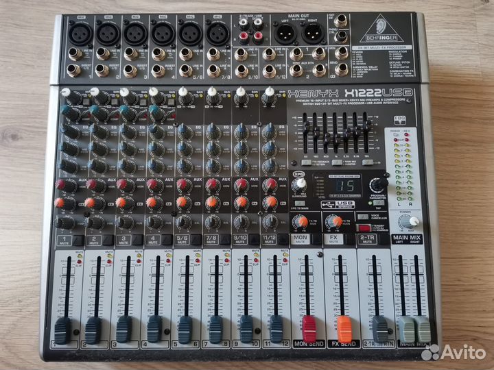 Микшерный пульт behringer 1222fx