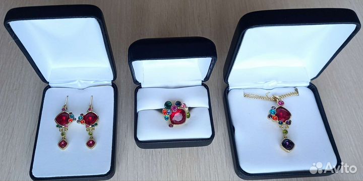 Ювелирная бижутерия (комплект 4 шт)