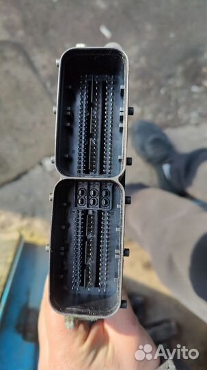 Блок управления двигателем Audi SQ5 1 8K5907589