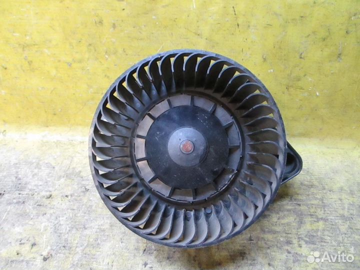 Моторчик печки Audi A4 avant 8E