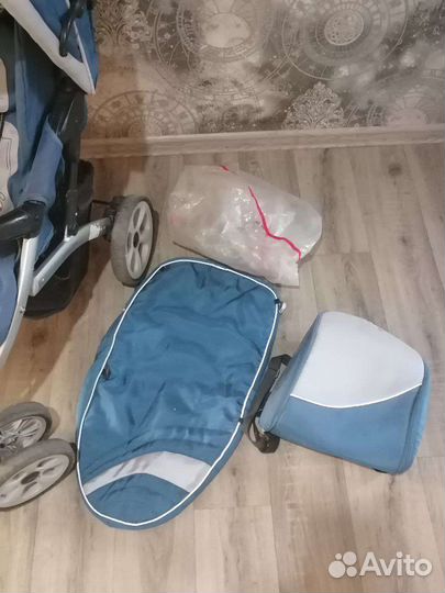 Прогулочная коляска
