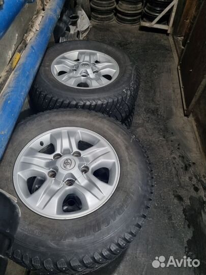 Goodyear EfficientGrip SUV 4x4 285/65 R17