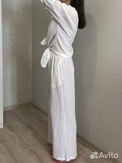 Муслиновый костюм женский