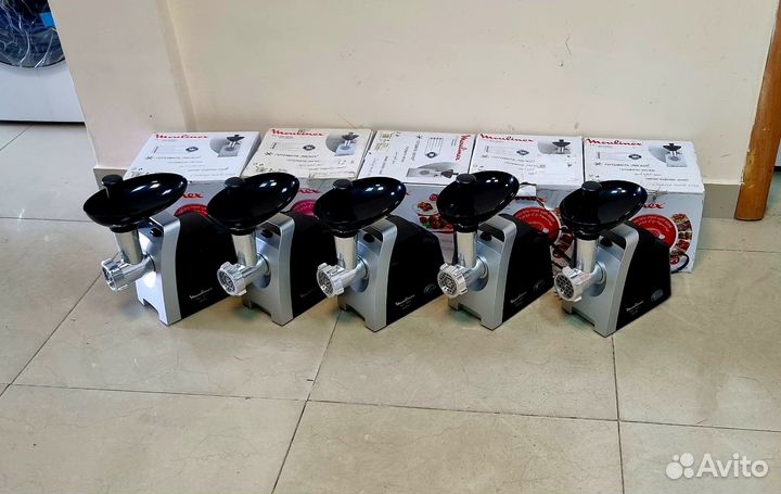 Новая мясорубка Moulinex hv1 ME106832