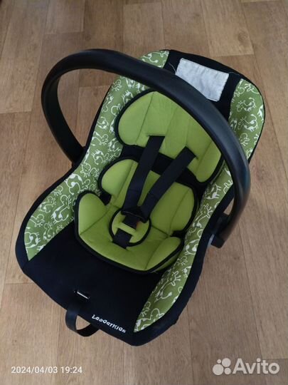 Автолюлька, автокресло