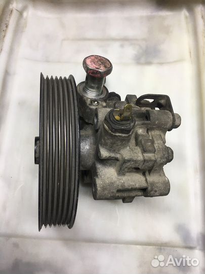 Насос гур mitsubishi lancer 10