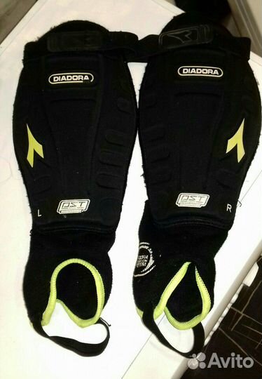 Щитки на голень