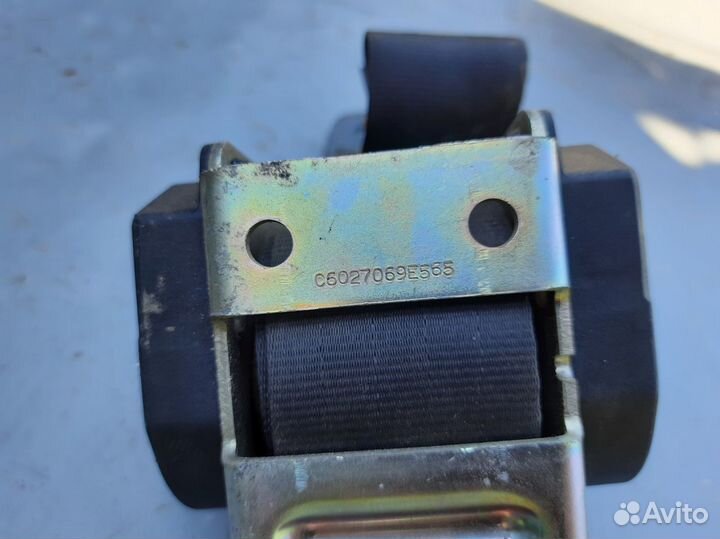 Ремень безопасности задний правый Рено Логан