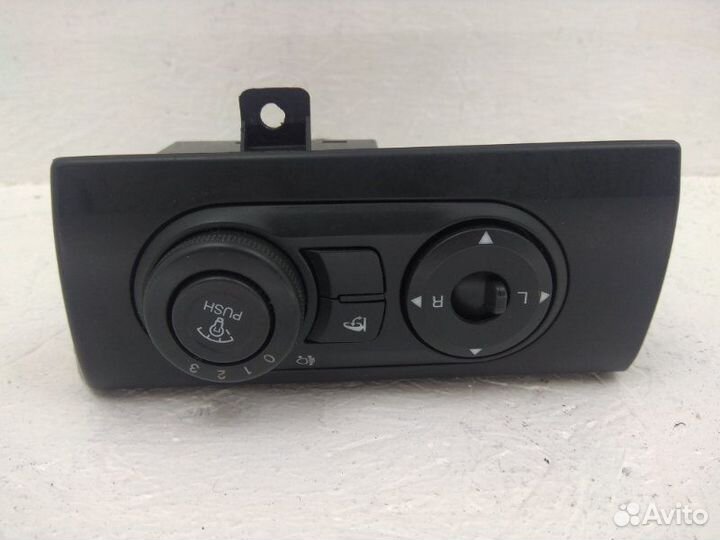 Блок кнопок Chevrolet Captiva C100 Z20S; Z20DMH