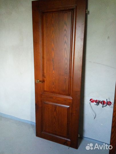 Дверь межкомнатная дубовая