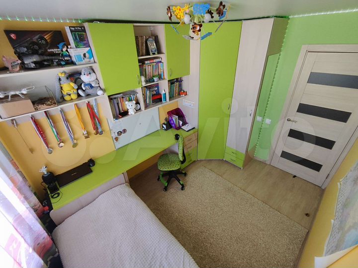 4-к. квартира, 95 м², 5/5 эт.