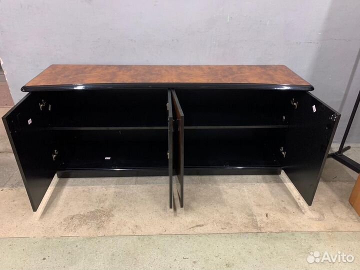 Греденция / тумба под телевизор