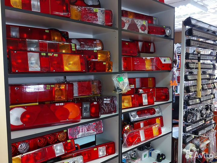 Фонарь задний противотуманный и стоп LED 12-24v