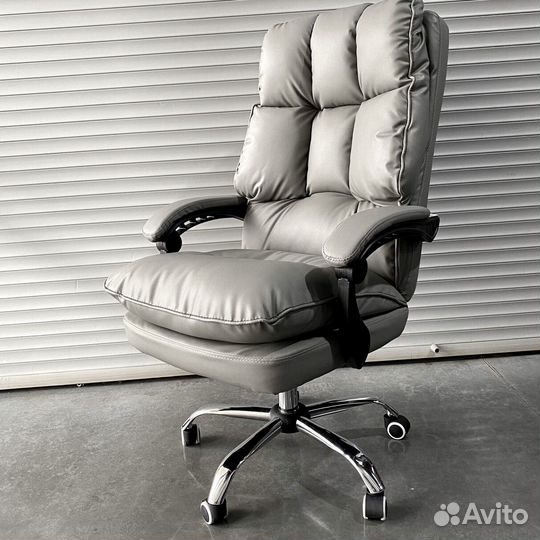 Компьютерное кресло