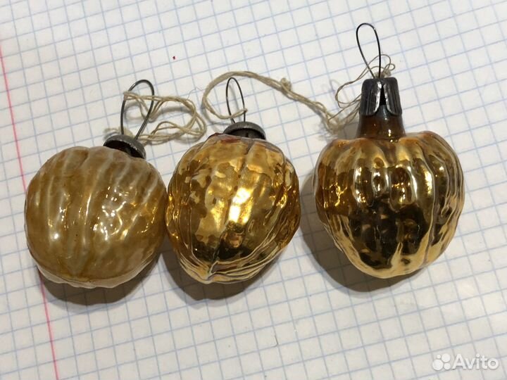 Новогодняя елочная игрушка орехи времен СССР