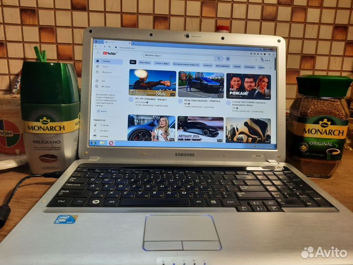 Ноутбук Samsung R530