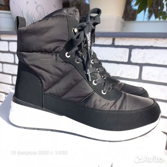 Ботинки женские зимние, демисезонные 39