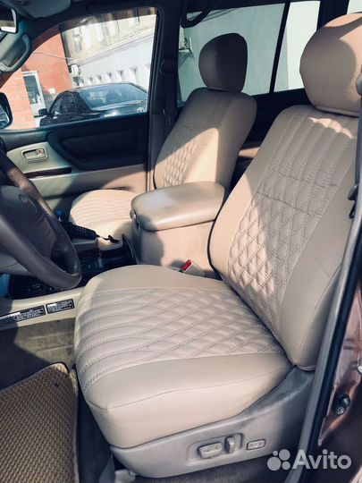 Авточехлы на авто в подарок оплетка на руль