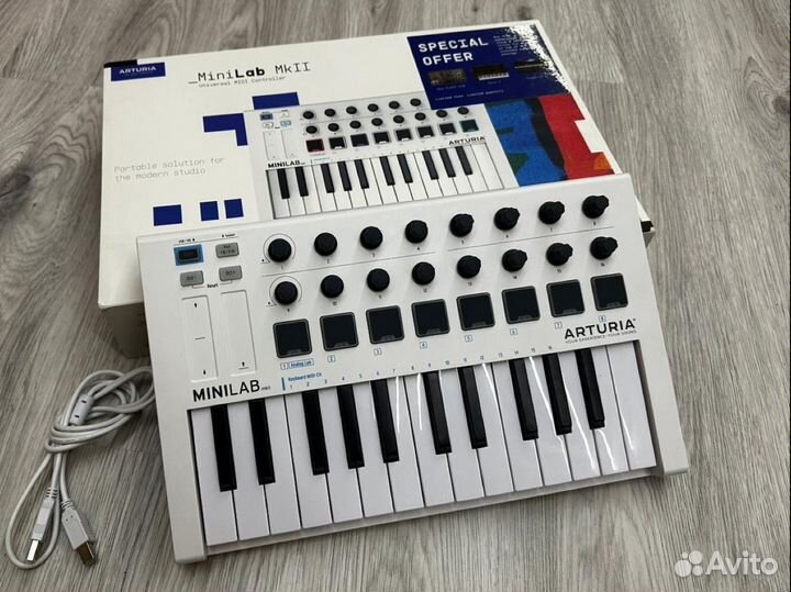 Midi клавиатура Arturia MiniLab MkII