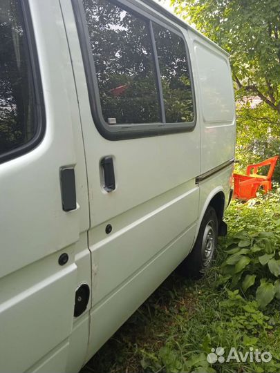 Ford Transit 2.0 МТ, 1993, 300 000 км