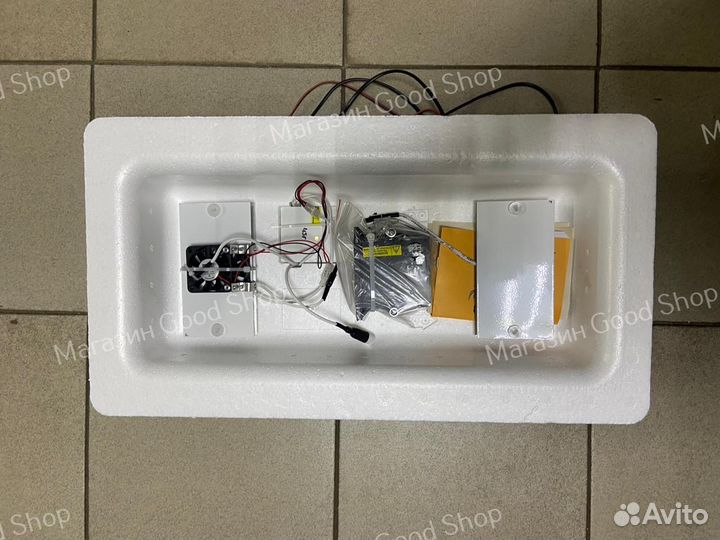 Инкубатор новый на 36 яиц