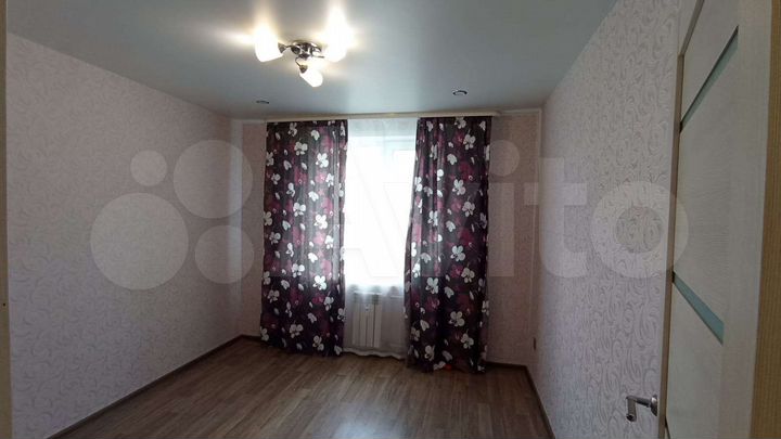 2-к. квартира, 45 м², 1/3 эт.