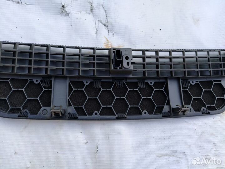 Дефлектор воздушный Audi A4 B6 B7