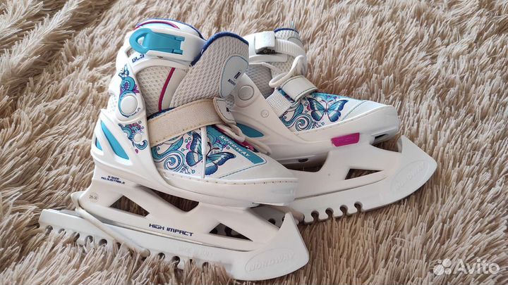 Коньки на девочку 26-30р