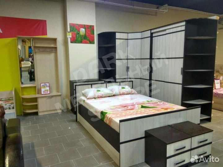 Кровать двуспальная