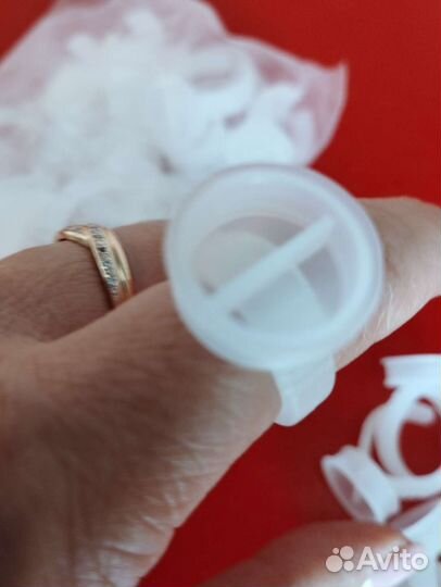 Кольцо для пигмента в перманентном макияже