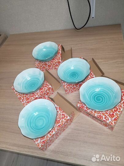 Набор столовой посуды (новый)