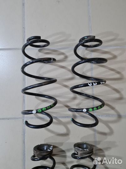 Пружина передняя задняя Volkswagen Polo 5