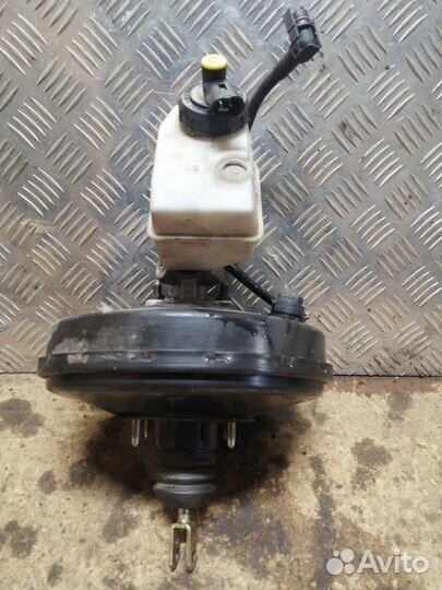 Вакуумный усилитель тормозов Renault Clio 2
