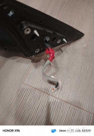 Зеркало заднего вида левое