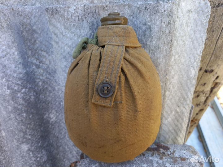 Фляжка армейская в чехле