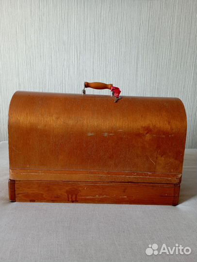 Швейная машинка