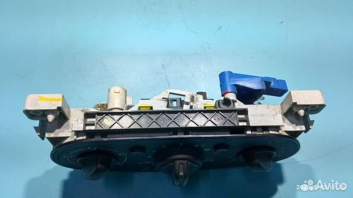 Блок управления отопителем для Renault Logan 1