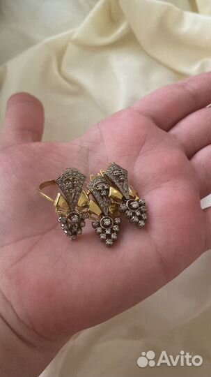 Золотой комплект с бриллиантами 750проба