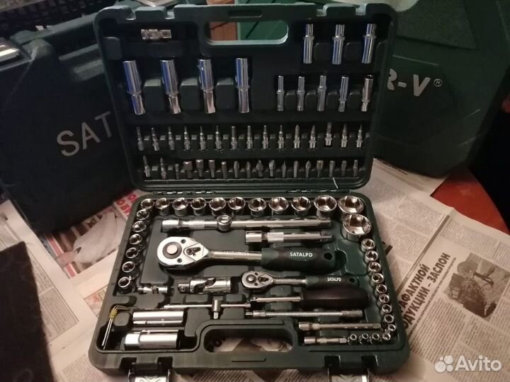 Наборы инструментов 94 предмета