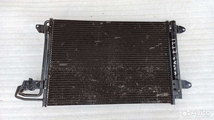 Радиатор кондиционера Skoda Audi VW 1K0298403A