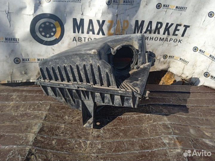 Корпус воздушного фильтра Volvo S80 2000 (б/у)