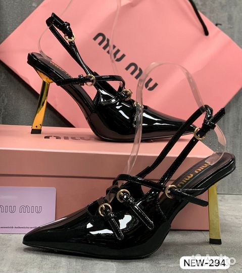 Туфли Miu Miu чёрные, красные