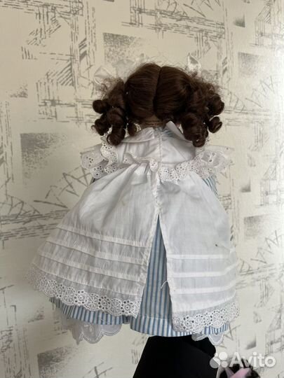 Кукла фарфоровая Германия Колекционная