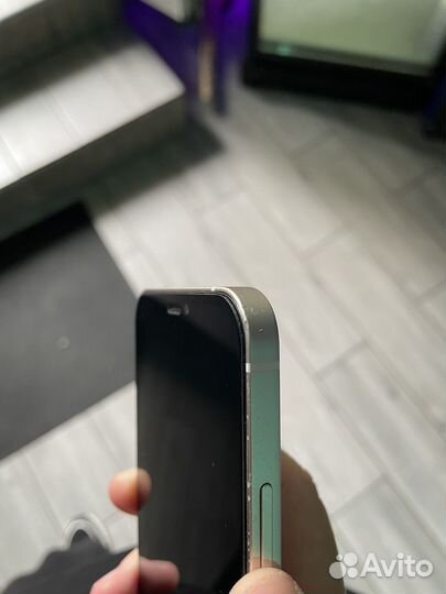 iPhone 12, 64 ГБ