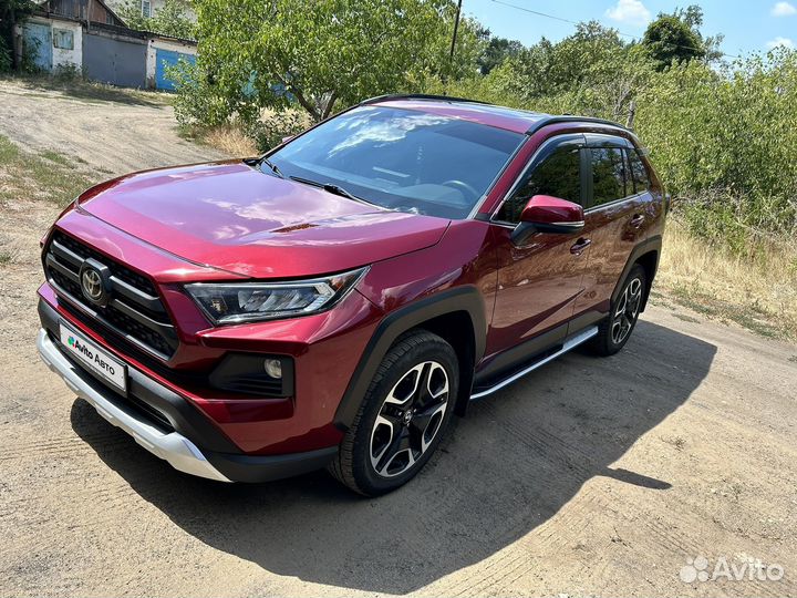 Toyota RAV4 2.5 AT, 2019, 65 000 км